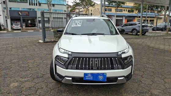 FIAT TORO 1.3 TURBO 270 FLEX VOLCANO AT6 FIAT TORO 1.3 TURBO 270 FLEX VOLCANO AT6